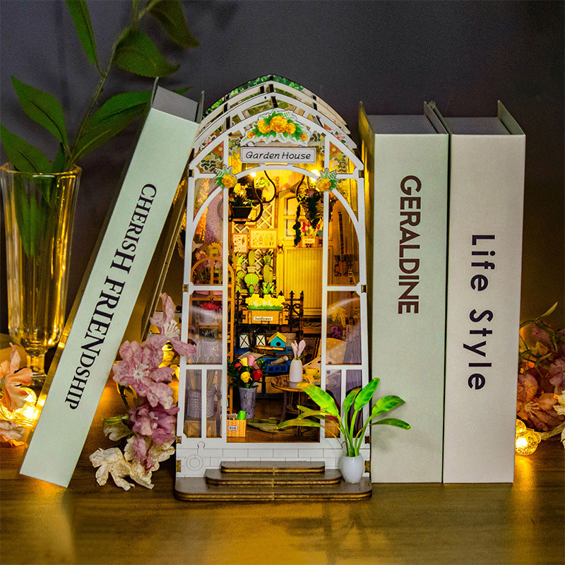 NookCraft™ “Garden House” DIY Book Nook Kit