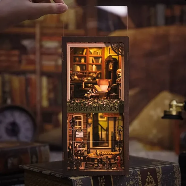 NookCraft™ “Detective House” DIY Book Nook Kit
